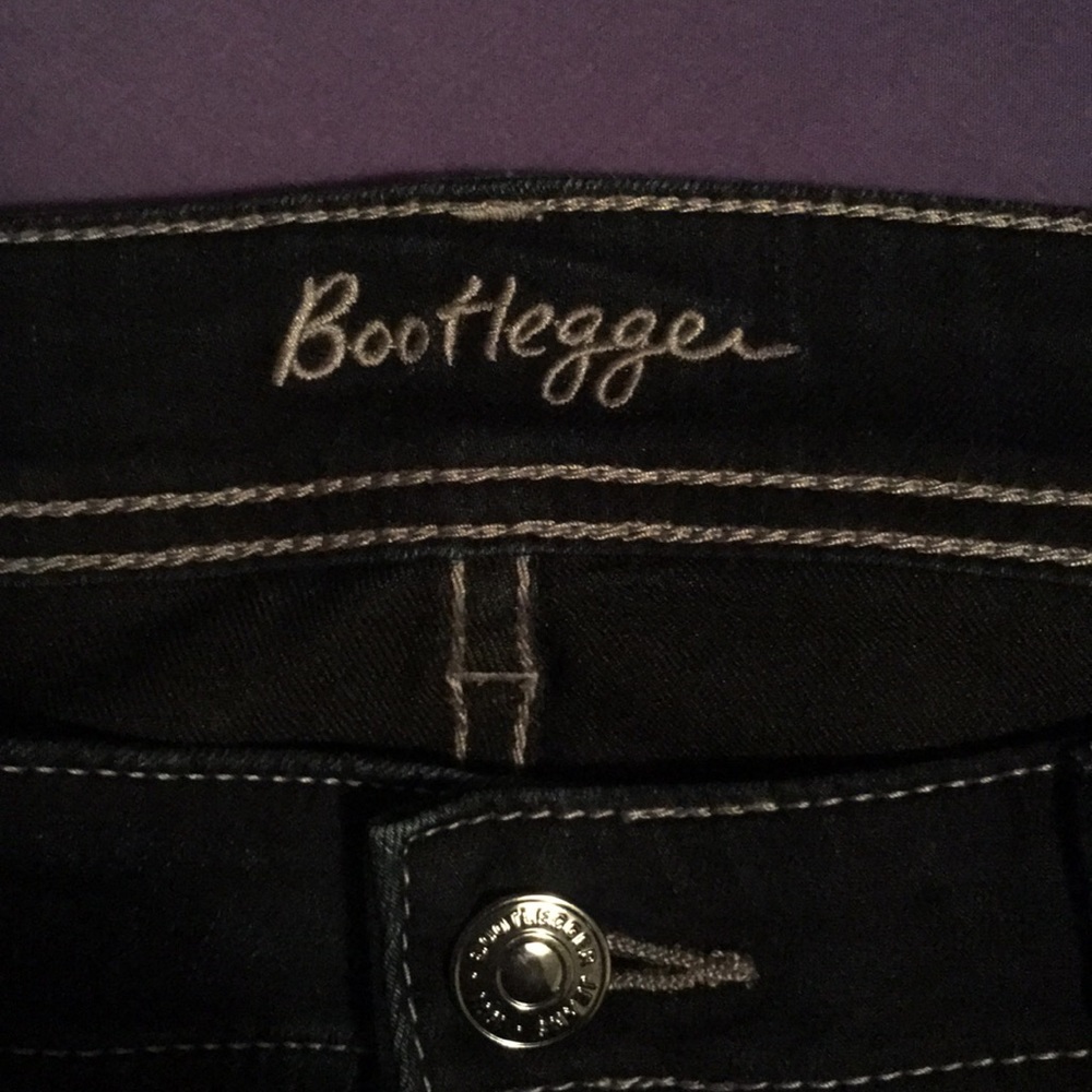 Bootlegger Jeans - Picture 3 of 7